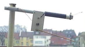 Isotron antenna for the 11m band
